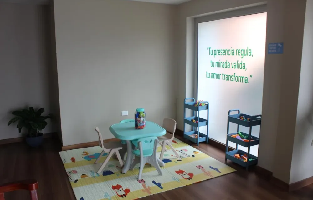 Espacio de espera infantil de Anesis Sensory Hub